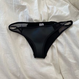 Hoaka Swimwear bikini bottoms